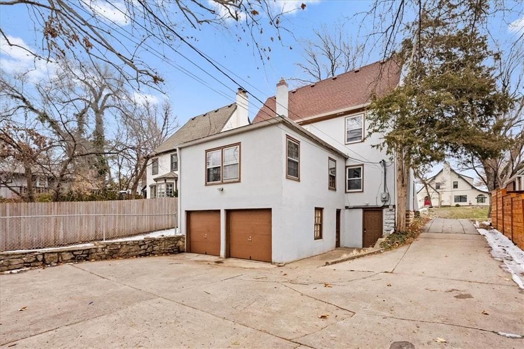 4910 State Line Road — photo 35