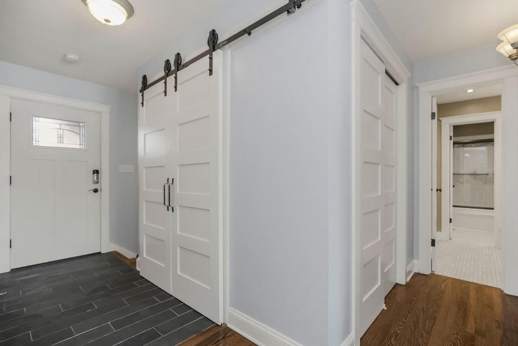 939 NW South Shore Drive — photo 3