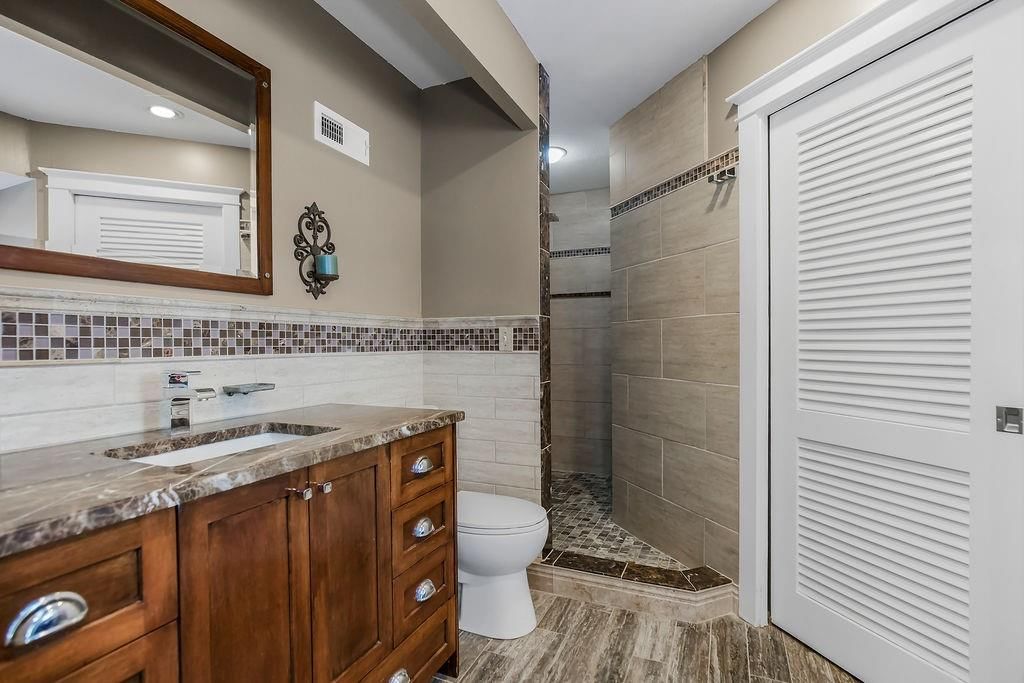 939 NW South Shore Drive — photo 17