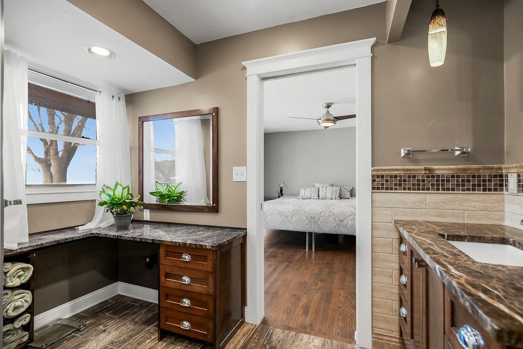 939 NW South Shore Drive — photo 18