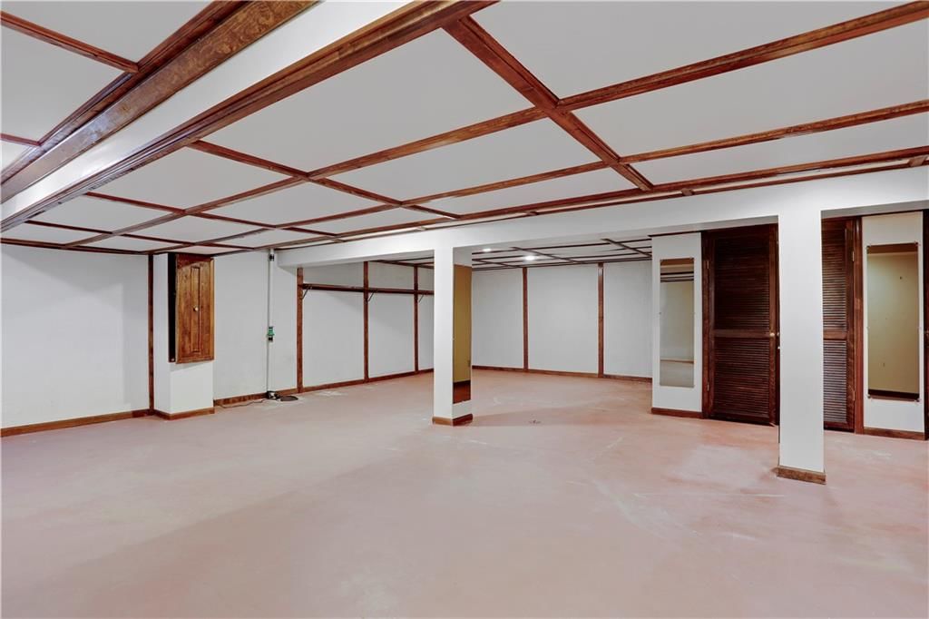 10219 Conser Street — photo 16