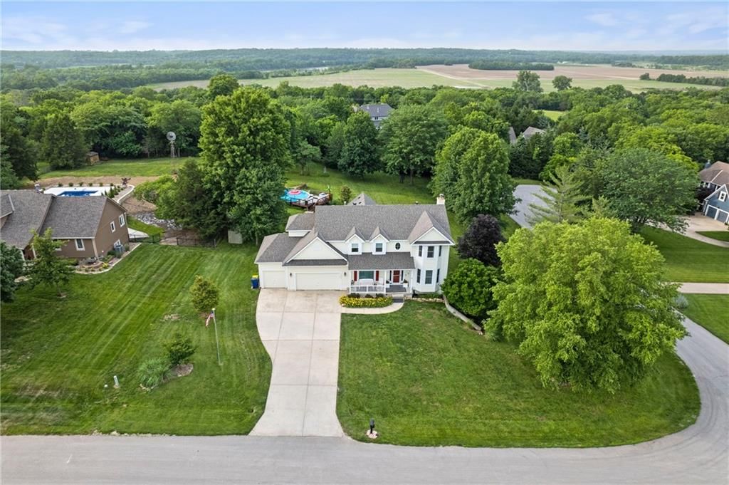 30602 W 84th Circle, De Soto, KS