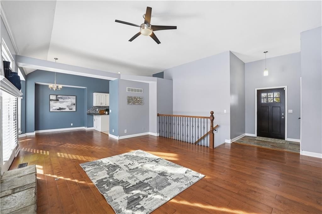 1266 N Prince Edward Street — photo 5