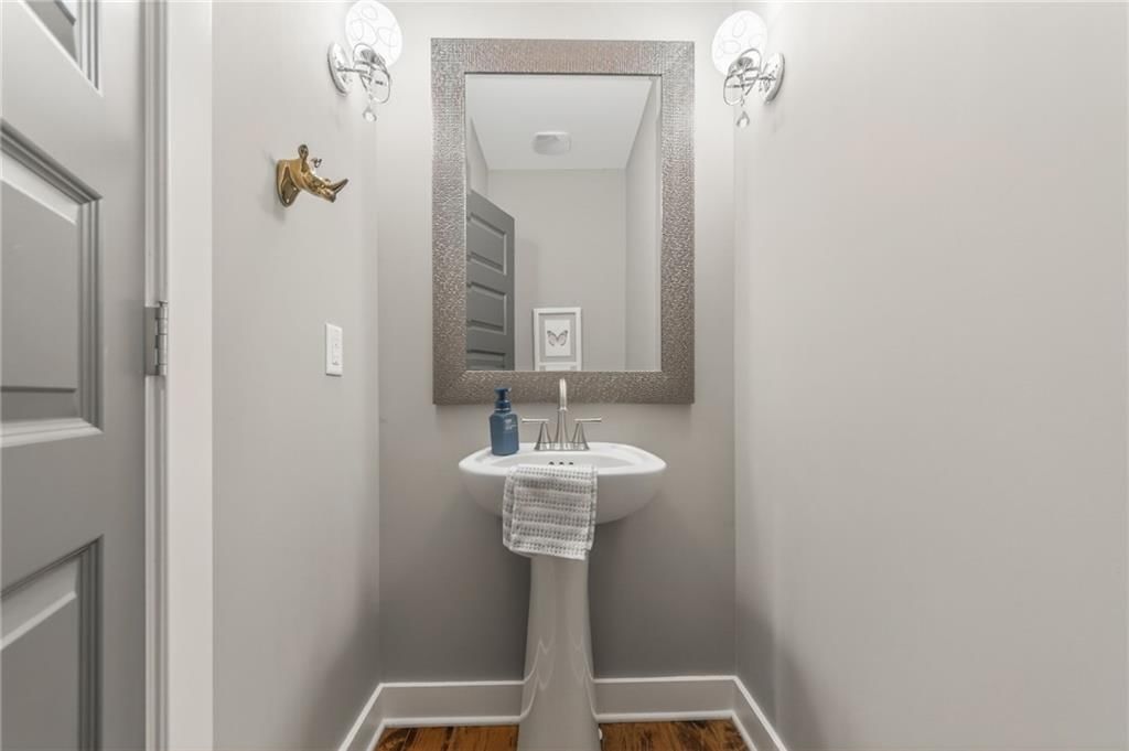 8218 NE 90th Street — photo 24