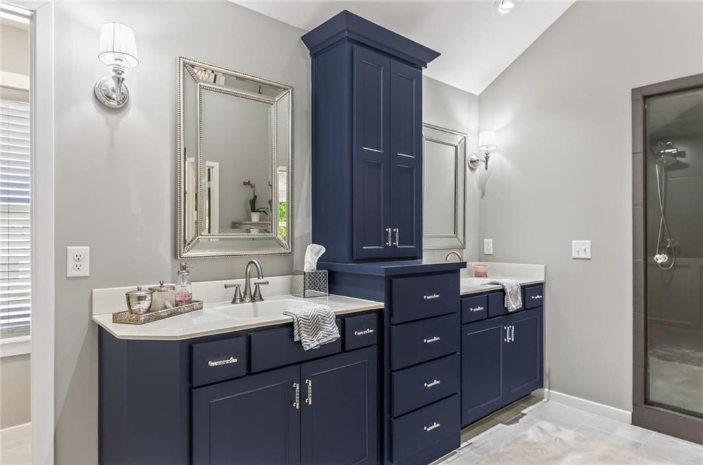 8218 NE 90th Street — photo 36
