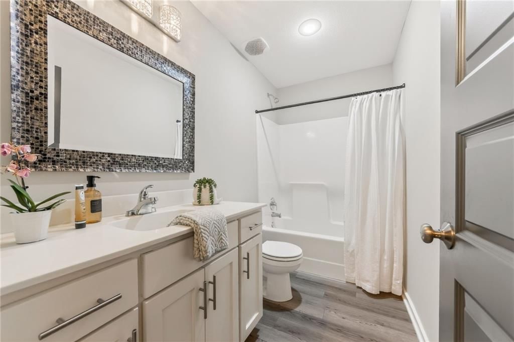 8218 NE 90th Street — photo 44