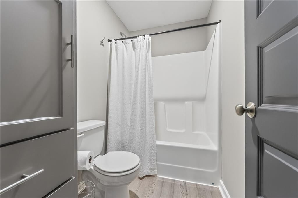 8218 NE 90th Street — photo 49