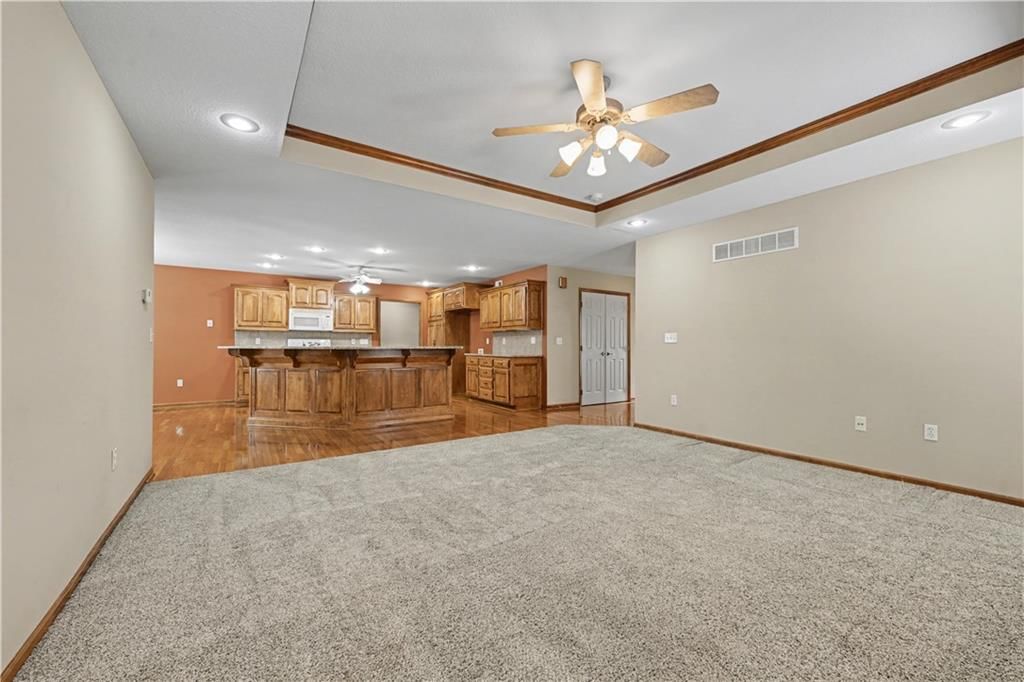 15402 S Hillside Street — photo 13
