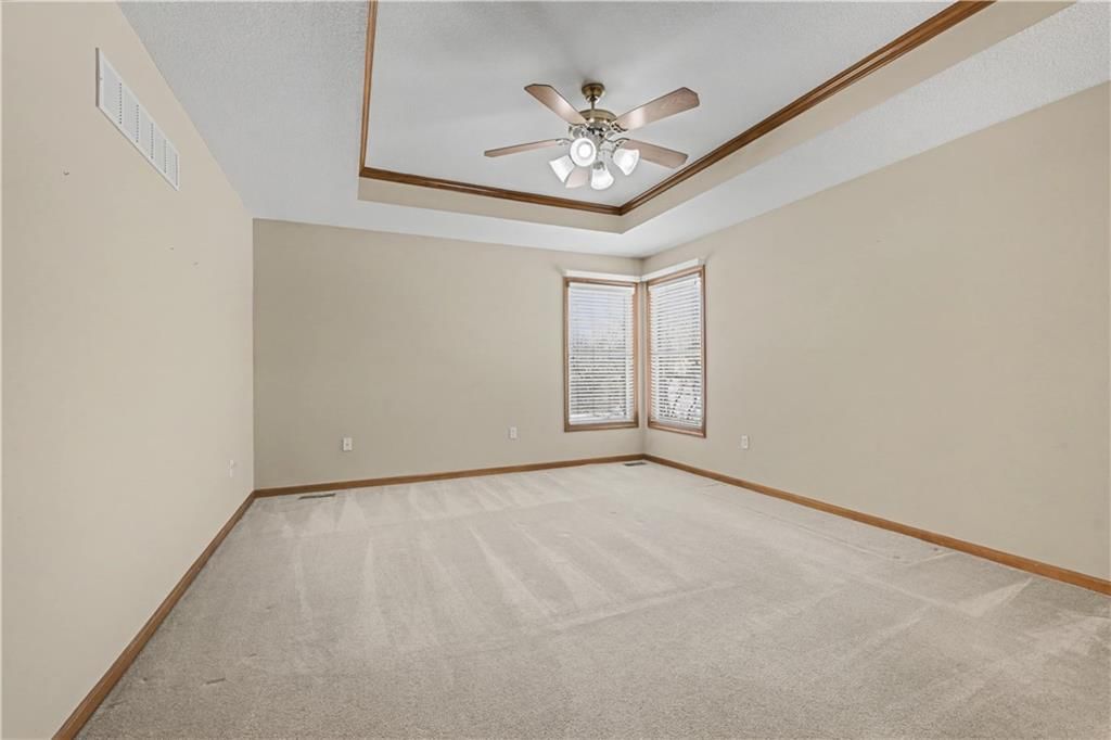 15402 S Hillside Street — photo 22