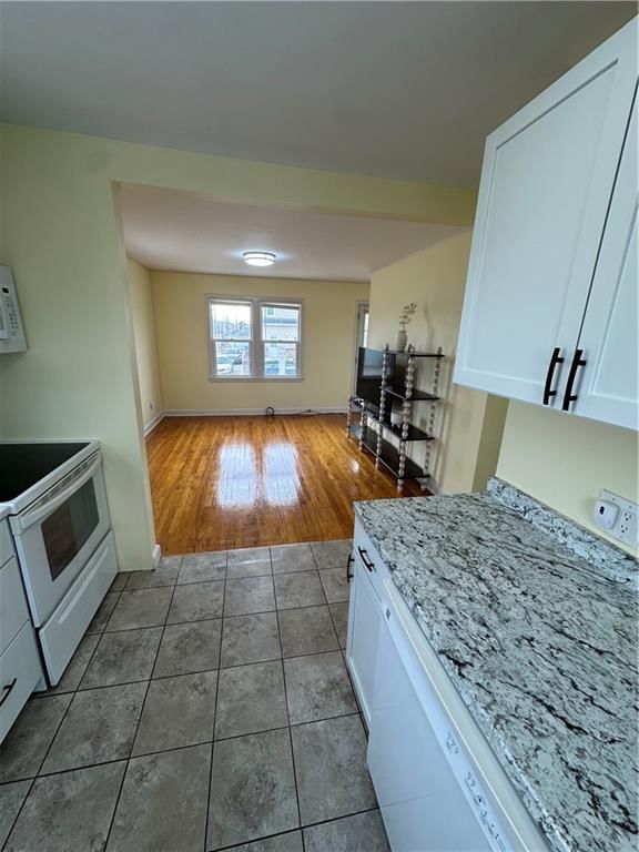 215 W 8th Street — photo 22