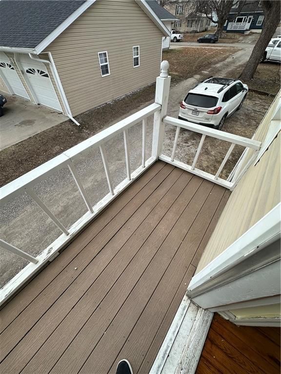 215 W 8th Street — photo 30