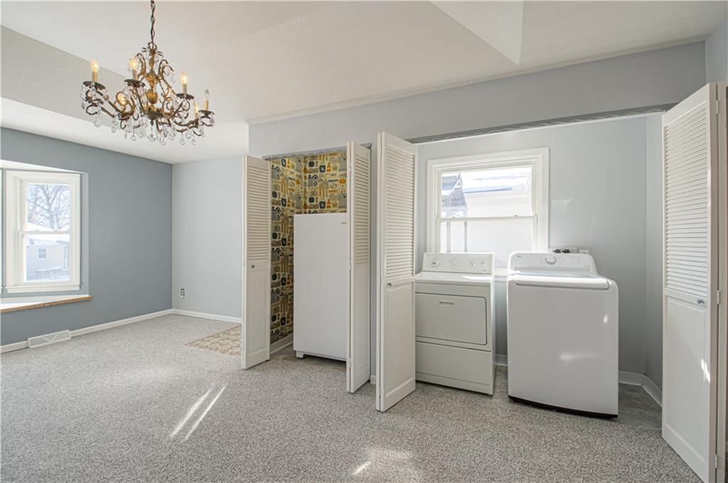 3925 S Bedford Avenue — photo 20