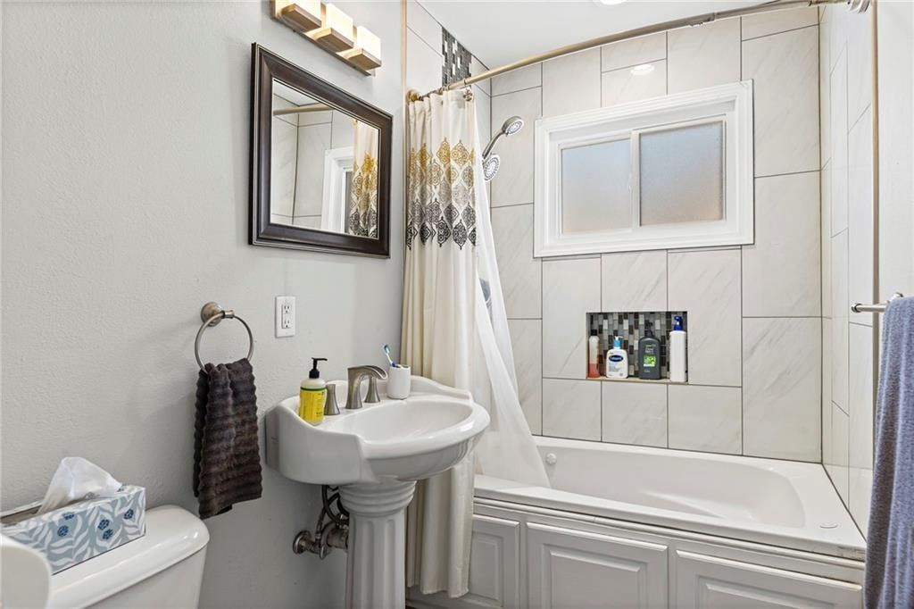 402 Park Avenue — photo 12