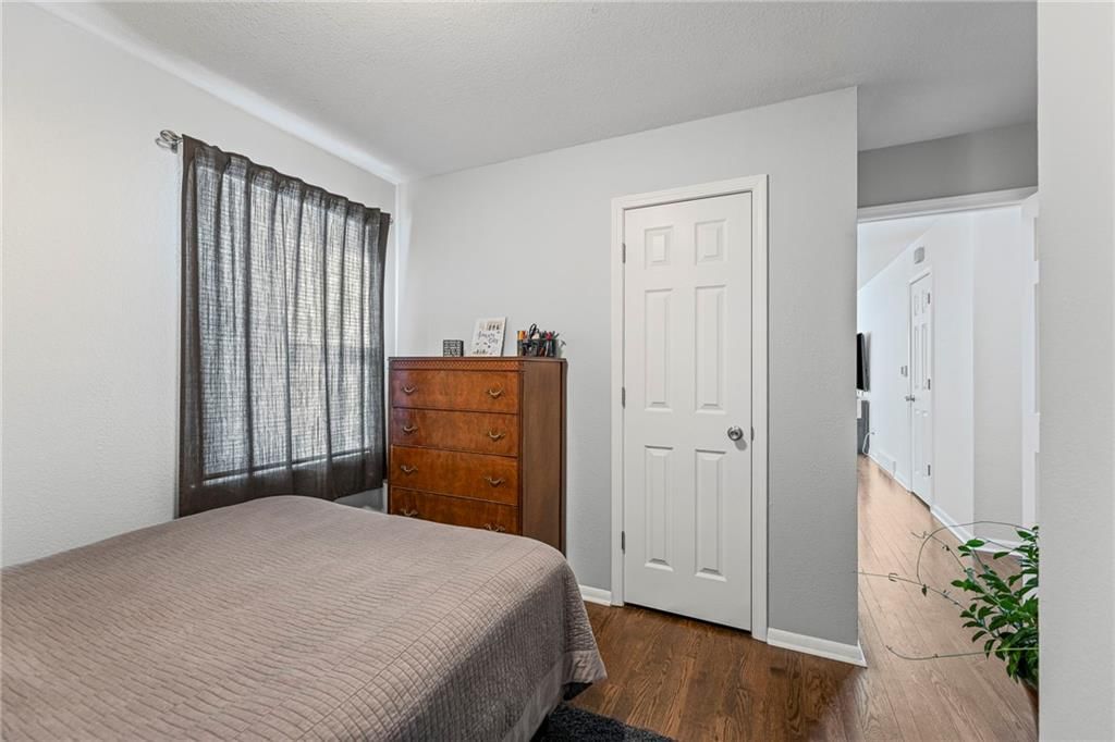 402 Park Avenue — photo 16