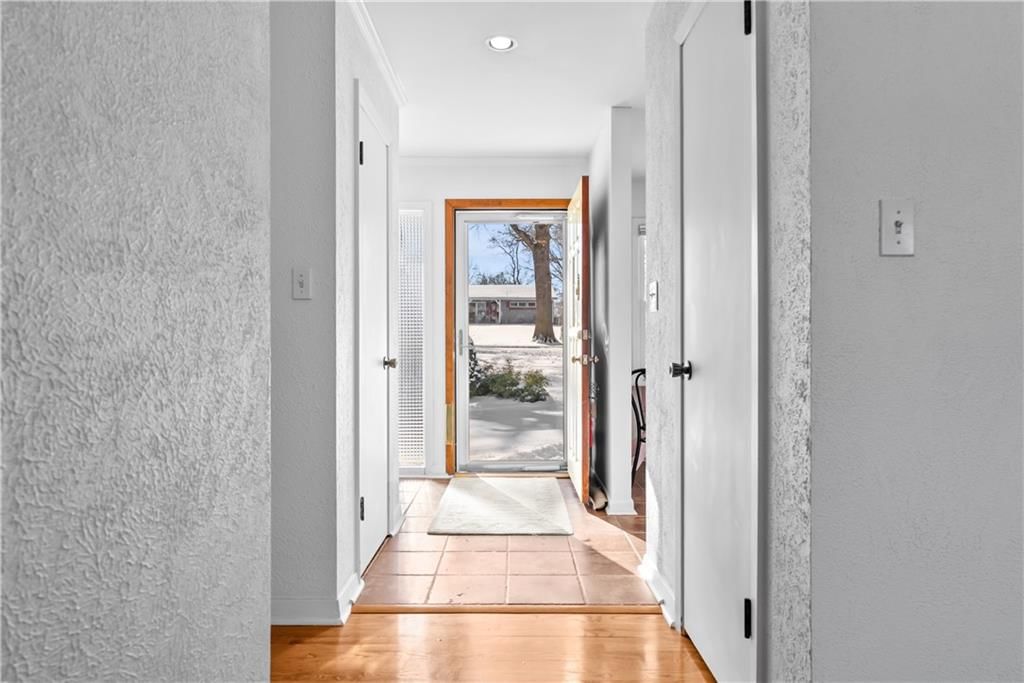 1408 E 108th Terrace — photo 12