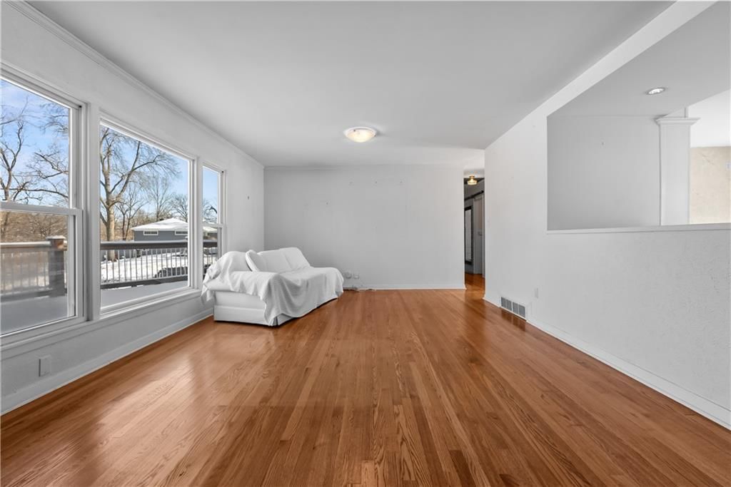 1408 E 108th Terrace — photo 19