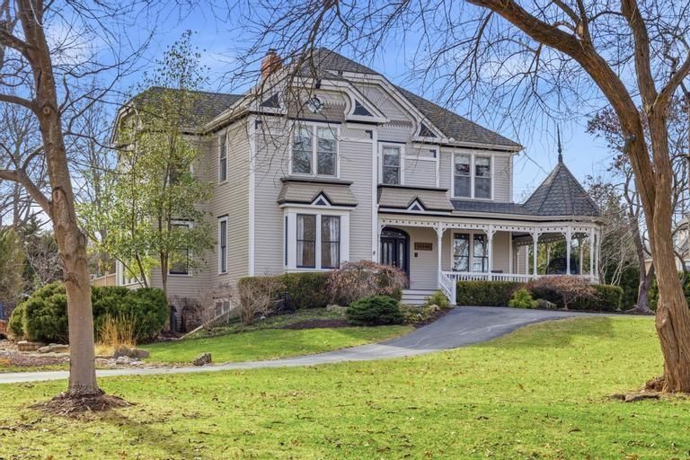 14346 S Caenen Lane, Olathe, KS
