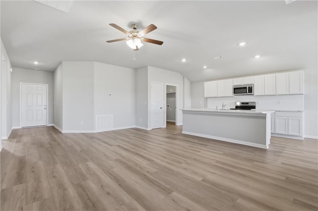 557 W Bluebird Street — photo 19