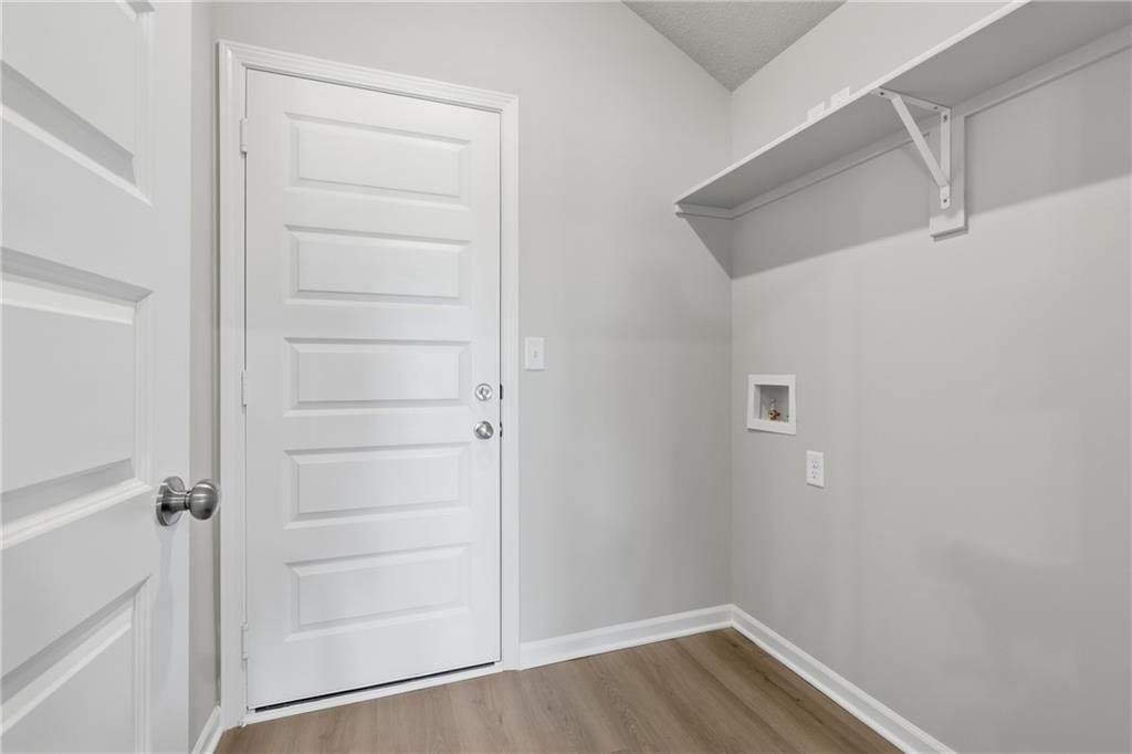 557 W Bluebird Street — photo 20