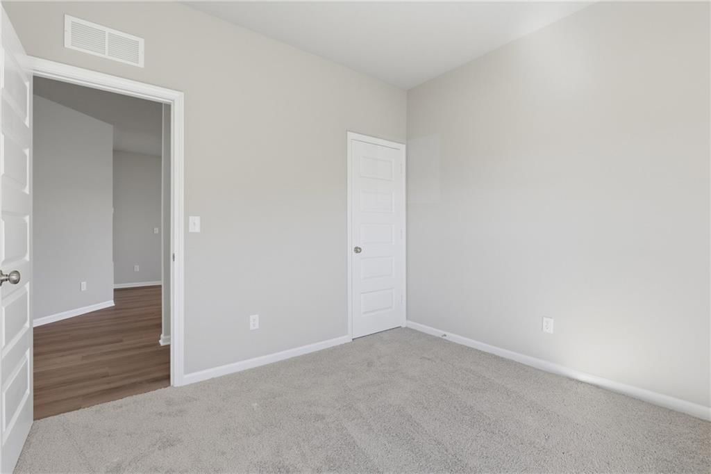 557 W Bluebird Street — photo 23