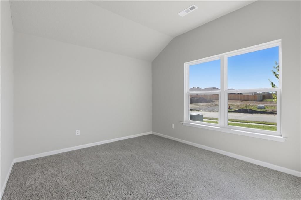 557 W Bluebird Street — photo 25
