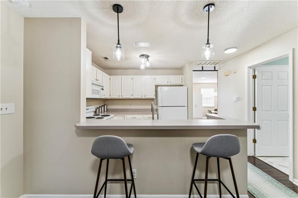 220 E Hansen Court — photo 17