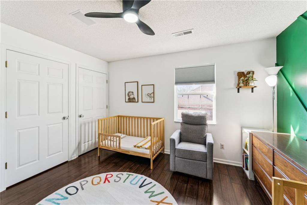 220 E Hansen Court — photo 27