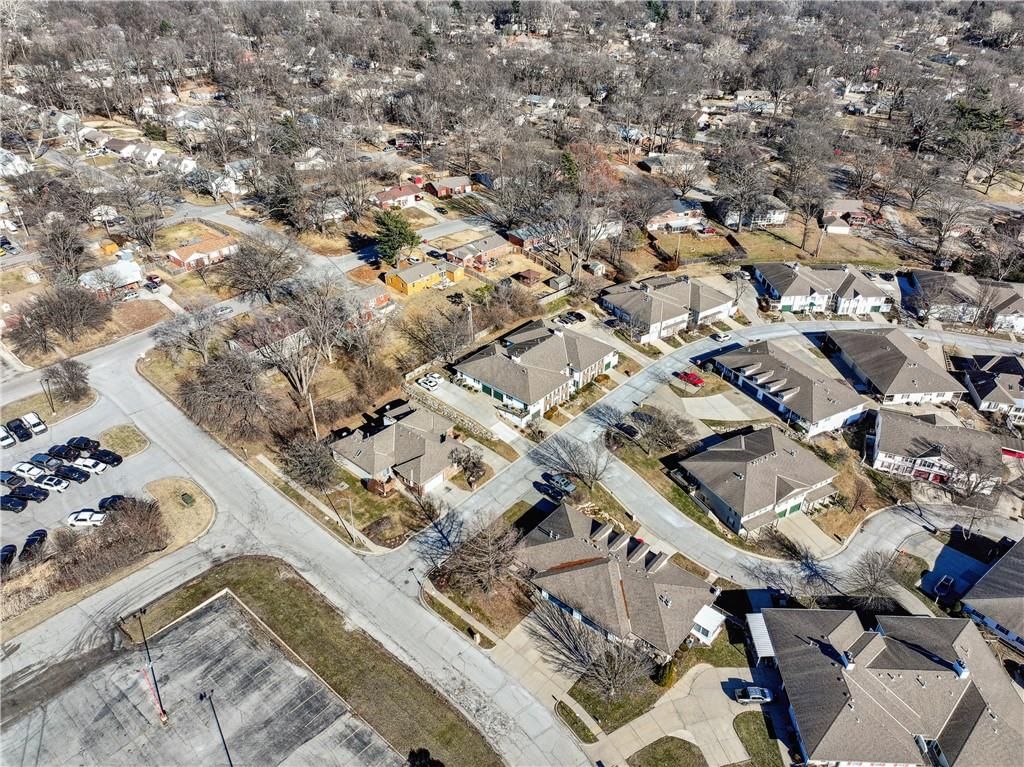 220 E Hansen Court — photo 34
