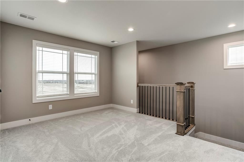 16849 W 164th Terrace — photo 15