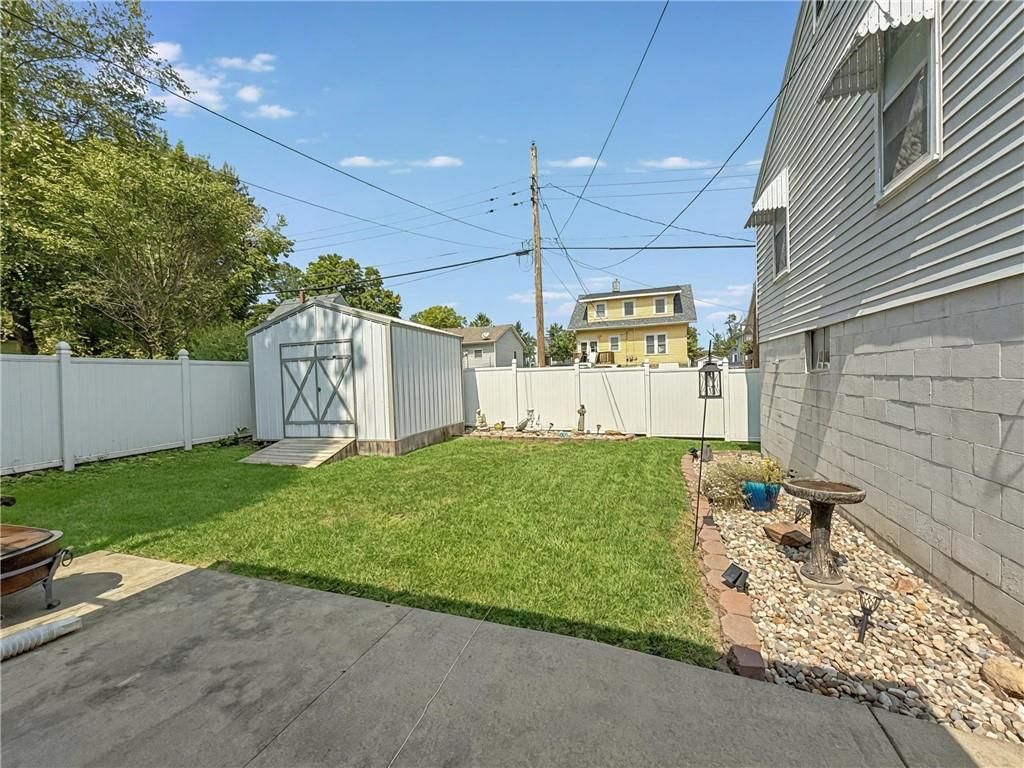529 W 3RD Street — photo 21