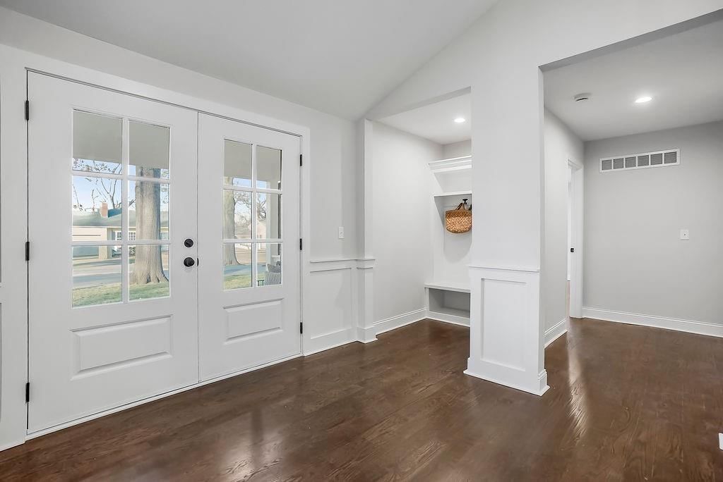 2803 W 73rd Terrace — photo 14