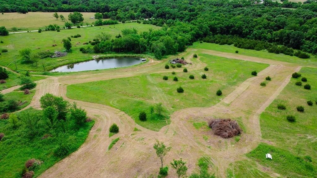 Pleasant Valley-lot2 Road — photo 2