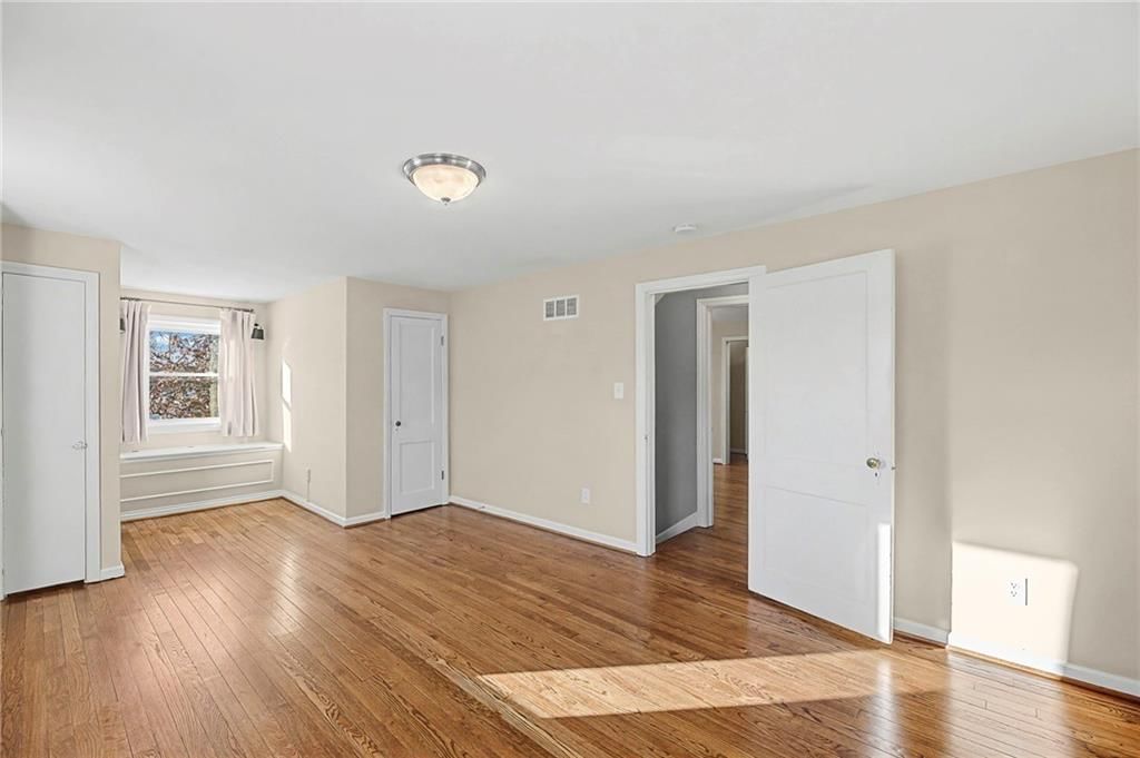 506 E 66th Terrace — photo 26