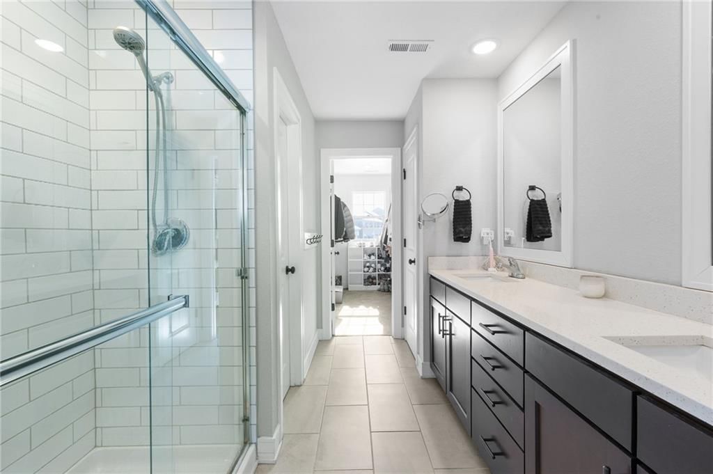 7422 Grand Slam Street — photo 32