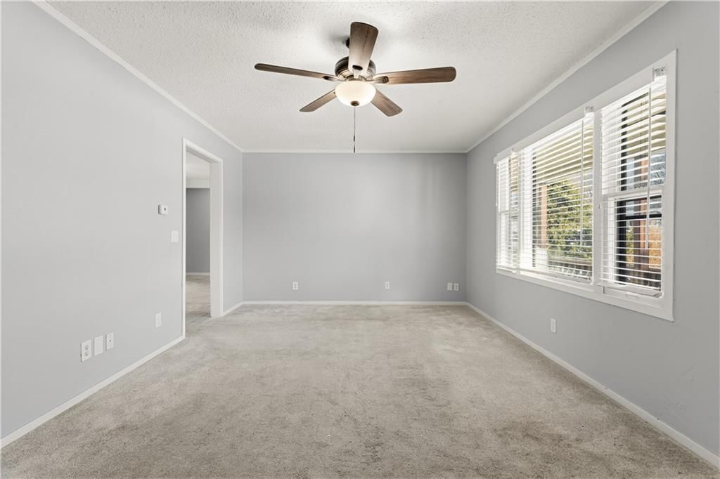 7138 Woodson Street — photo 4