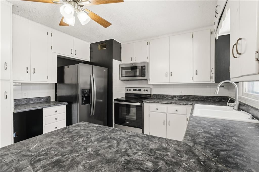 7138 Woodson Street — photo 9