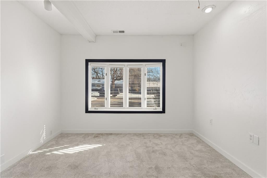 7138 Woodson Street — photo 14