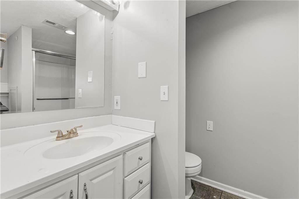 7138 Woodson Street — photo 16