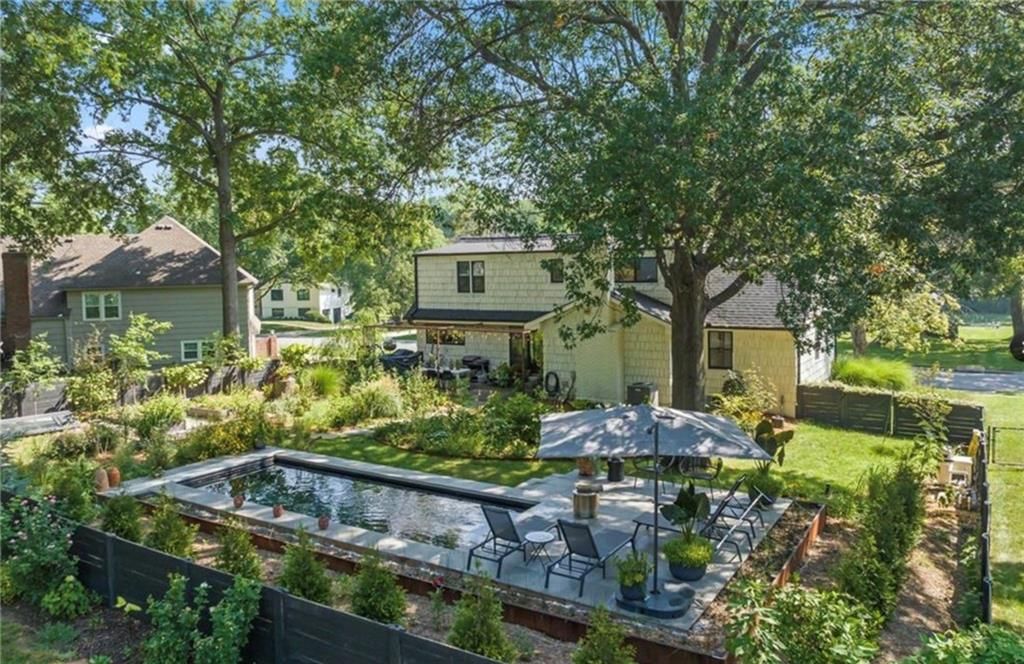 9516 Linden Street — photo 5
