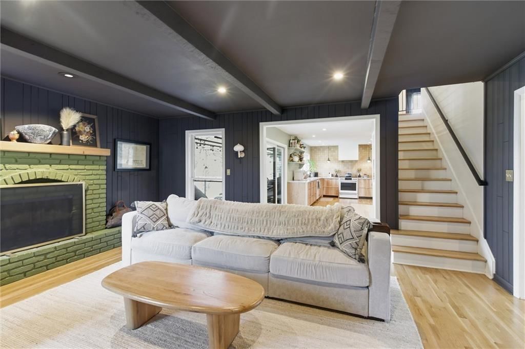 9516 Linden Street — photo 17