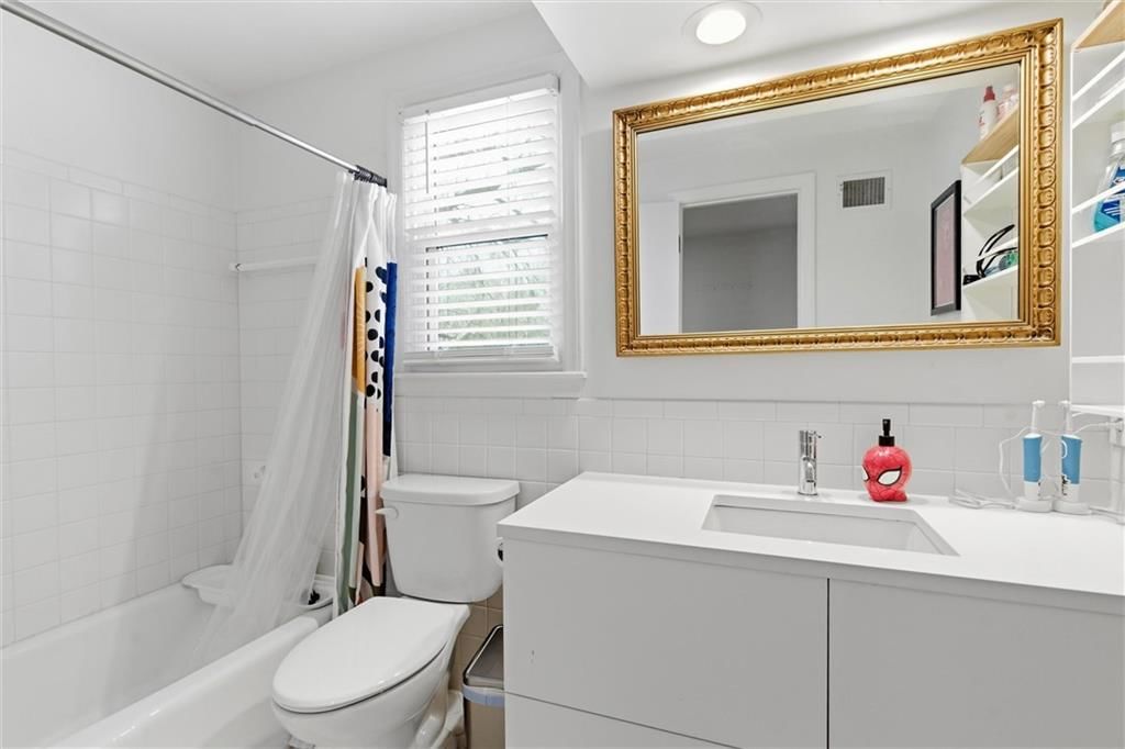 9516 Linden Street — photo 30
