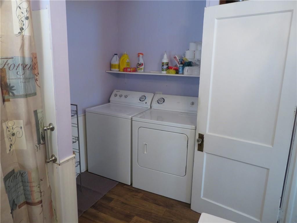 202 Delaware Street — photo 17