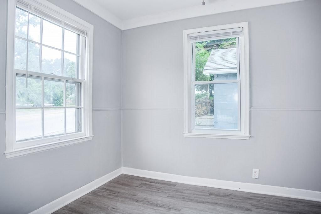2660 Armstrong Avenue — photo 7