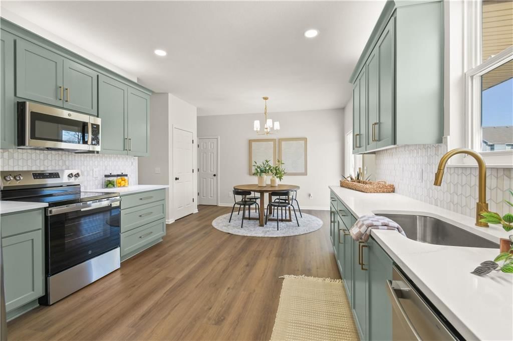 707 Tall Chief Street — photo 16