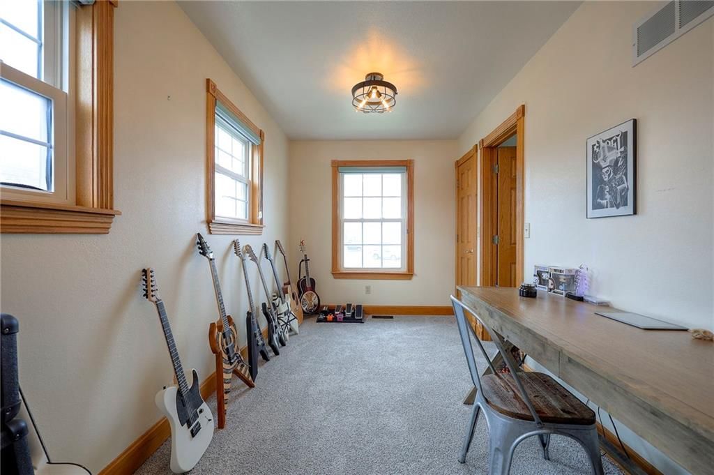 1308 S Broadway Street — photo 32