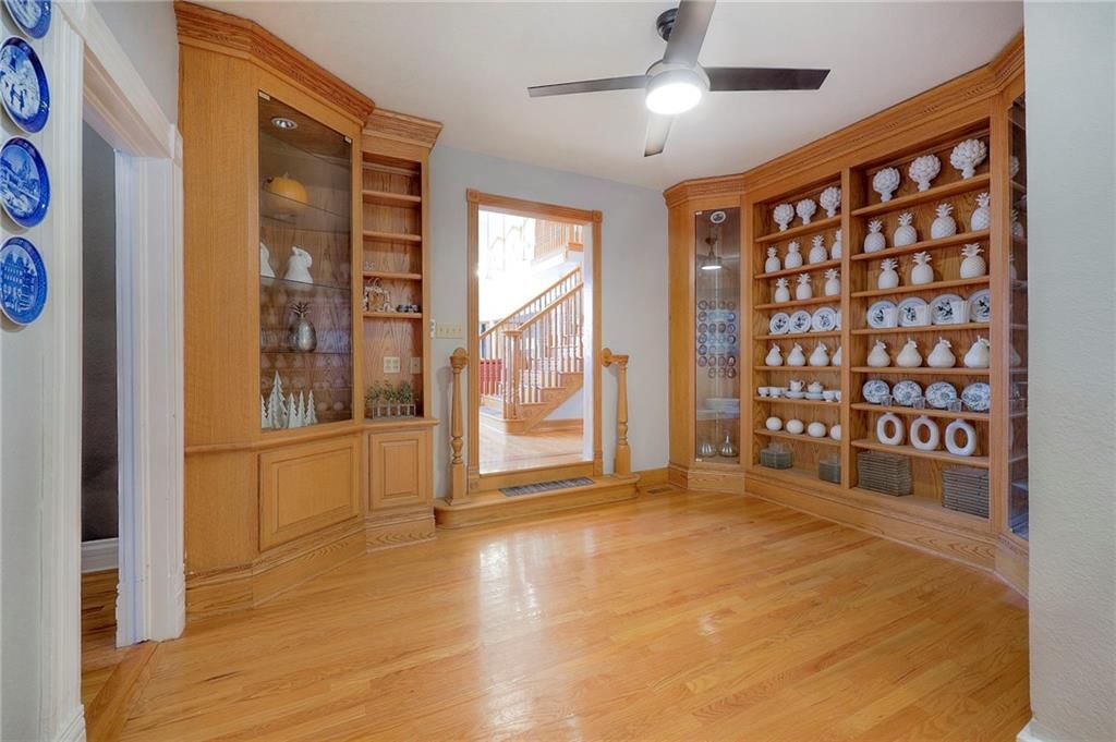 1308 S Broadway Street — photo 52