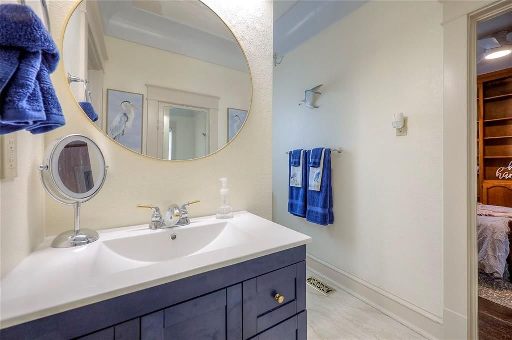 1308 S Broadway Street — photo 59