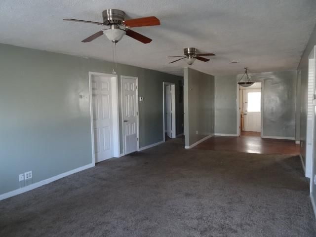 923 E Walnut Street — photo 11