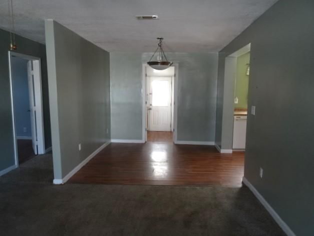 923 E Walnut Street — photo 13