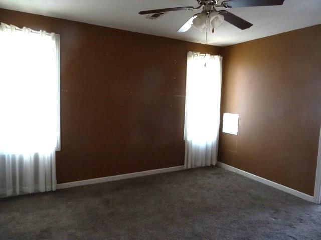 923 E Walnut Street — photo 21